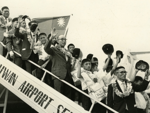 1969 · 金龍少棒奪冠